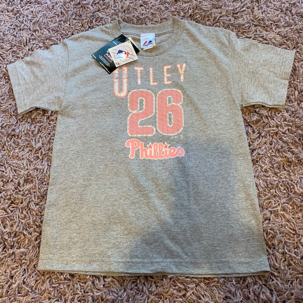 Women’s MLB Phillies shirt #26